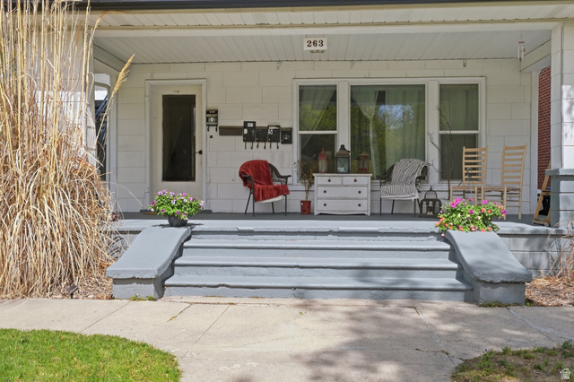 263 West Center Street Logan, UT 84321 - Photo 4 of 29