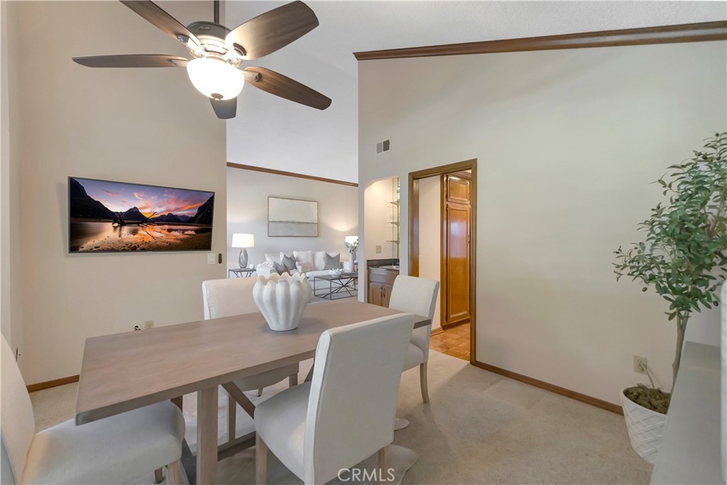 6225 Riviera Circle Long Beach, CA 90815 - Photo 14 of 51 GREAT FOR ENTERTAINING