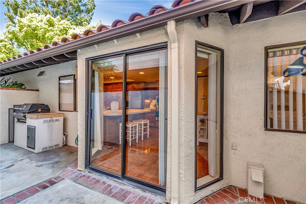 6225 Riviera Circle Long Beach, CA 90815 - Photo 36 of 51 PATIO OFF KITCHEN