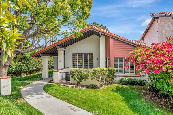 $849,000 | 6225 Riviera Circle, Long Beach, CA 90815