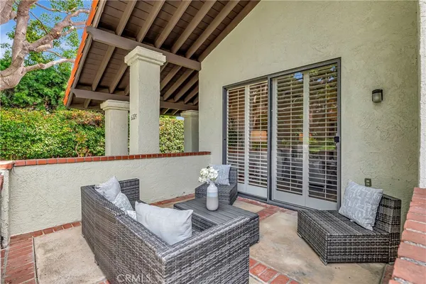 $849,000 | 6225 Riviera Circle, Long Beach, CA 90815