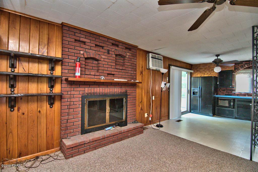 109 Purdytown Road Lakeville, PA 18438 - Photo 6 of 32