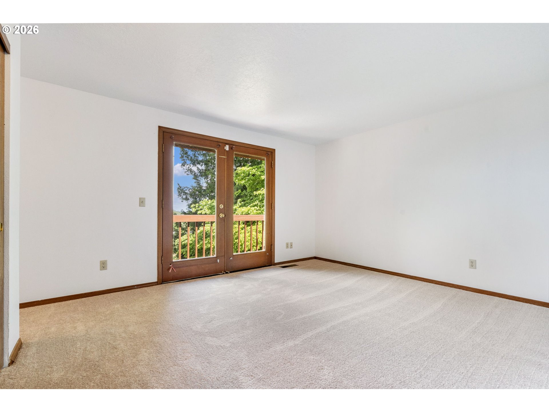 4115 Southwest 17th Court Gresham, OR 97080 - Photo 17 of 31