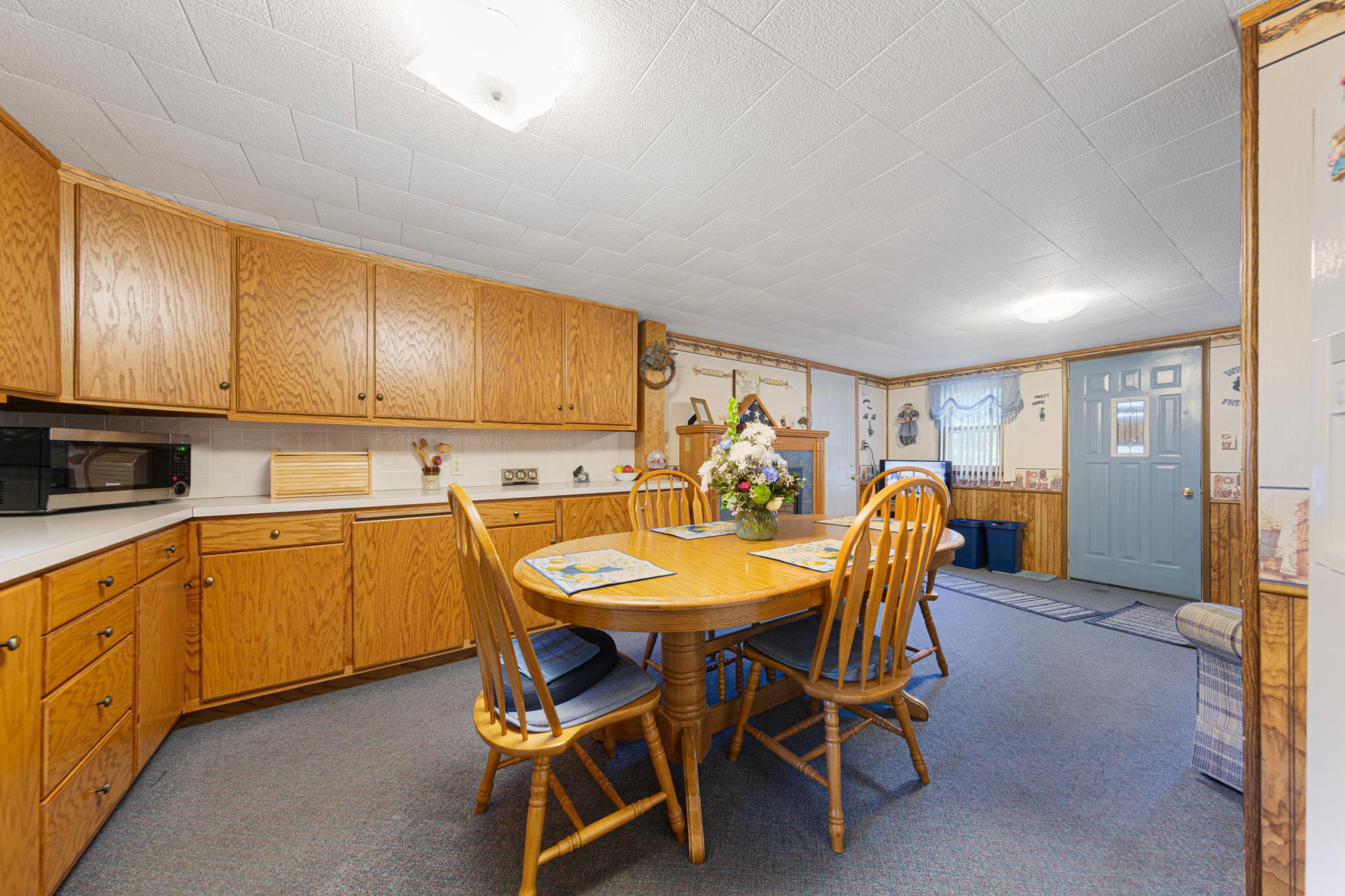 533 9th Street Northwest Faribault, MN 55021 - Photo 4 of 25