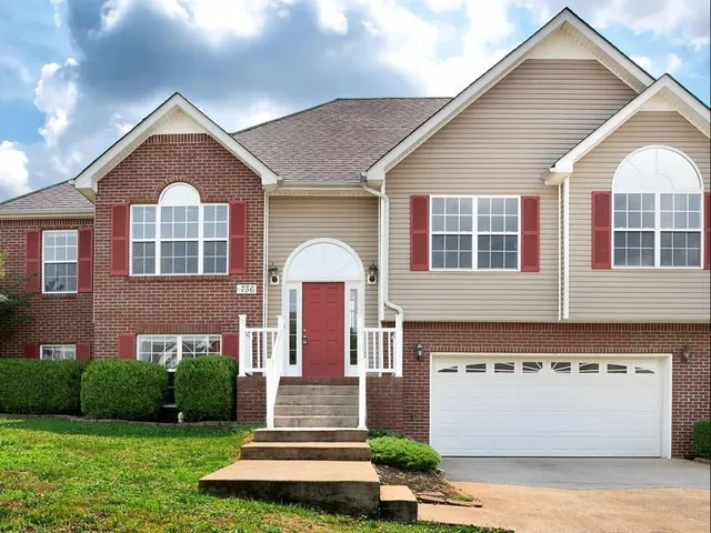 $1,997 | 736 Winding Bluff Way, Clarksville, TN 37040