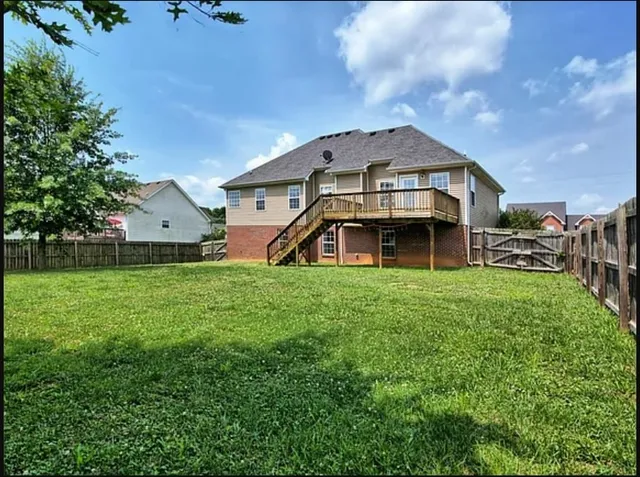 $1,997 | 736 Winding Bluff Way, Clarksville, TN 37040