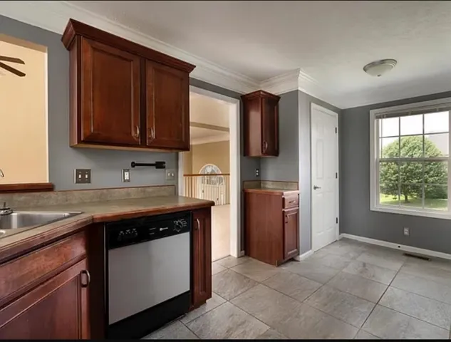 $1,997 | 736 Winding Bluff Way, Clarksville, TN 37040