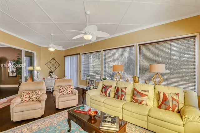 $849,000 | 25 Lakes Crossing, Bluffton, SC 29910