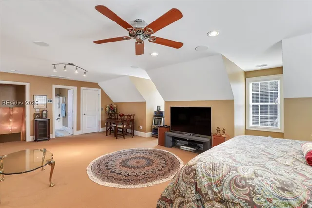 $849,000 | 25 Lakes Crossing, Bluffton, SC 29910