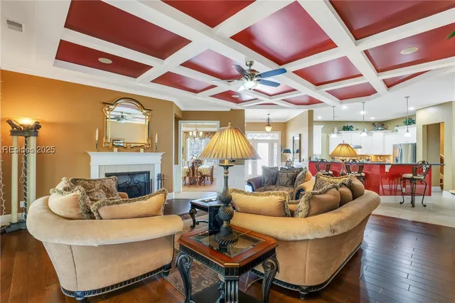 $849,000 | 25 Lakes Crossing, Bluffton, SC 29910