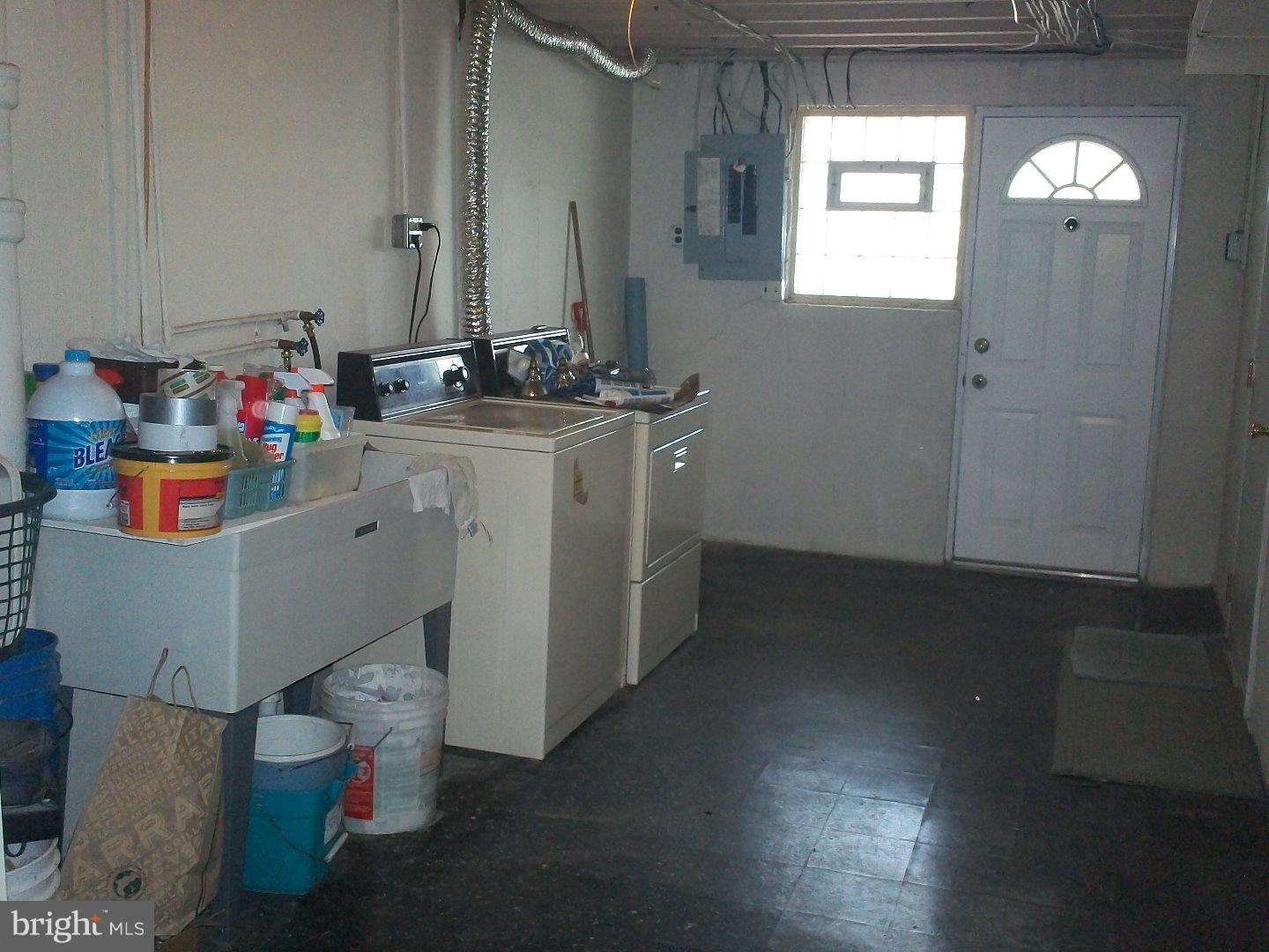 8911 Blue Grass Road Philadelphia, PA 19152 - Photo 22 of 24 Gallery Image 22
