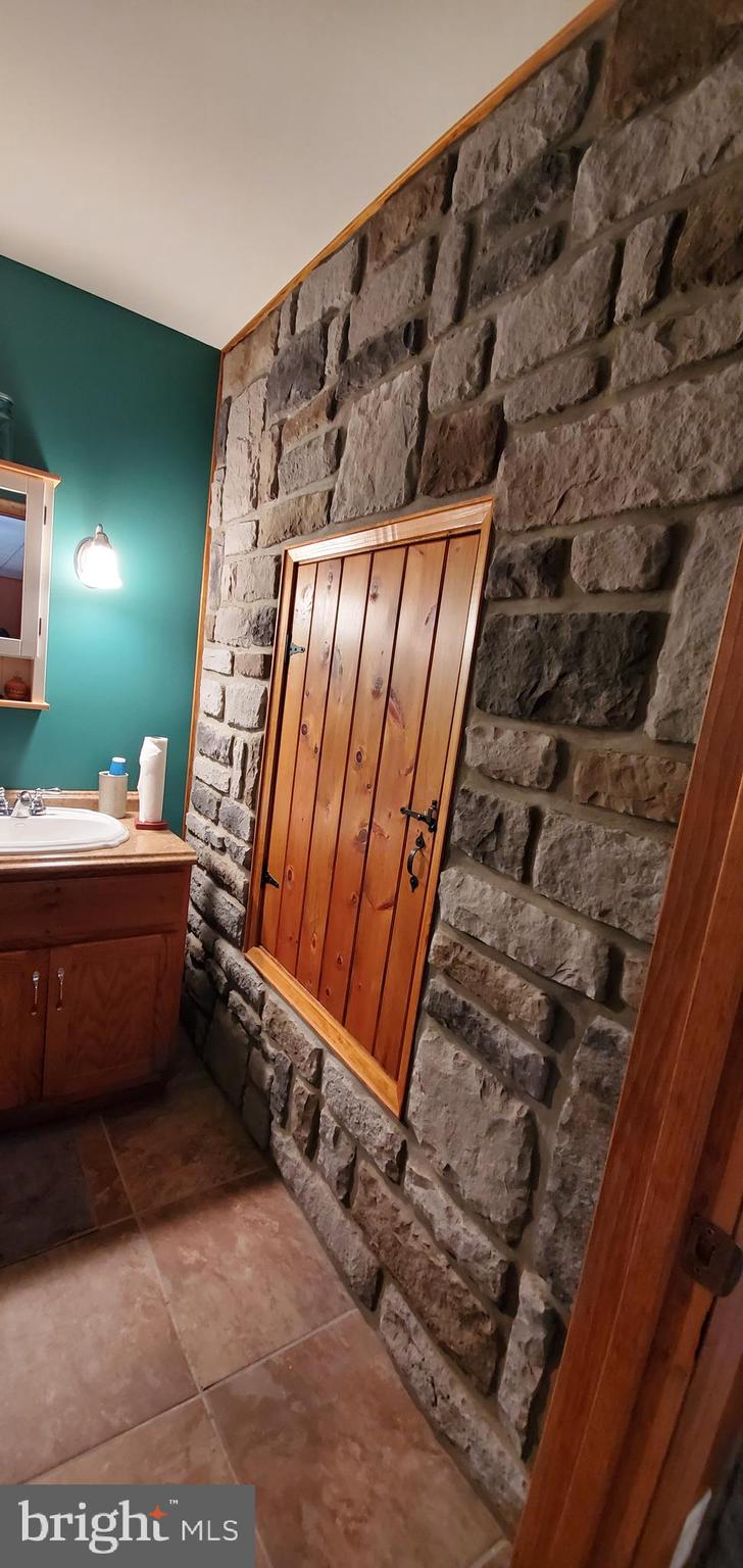 720 Colebrook Road Middletown, PA 17057 - Photo 39 of 68 Gallery Image 39