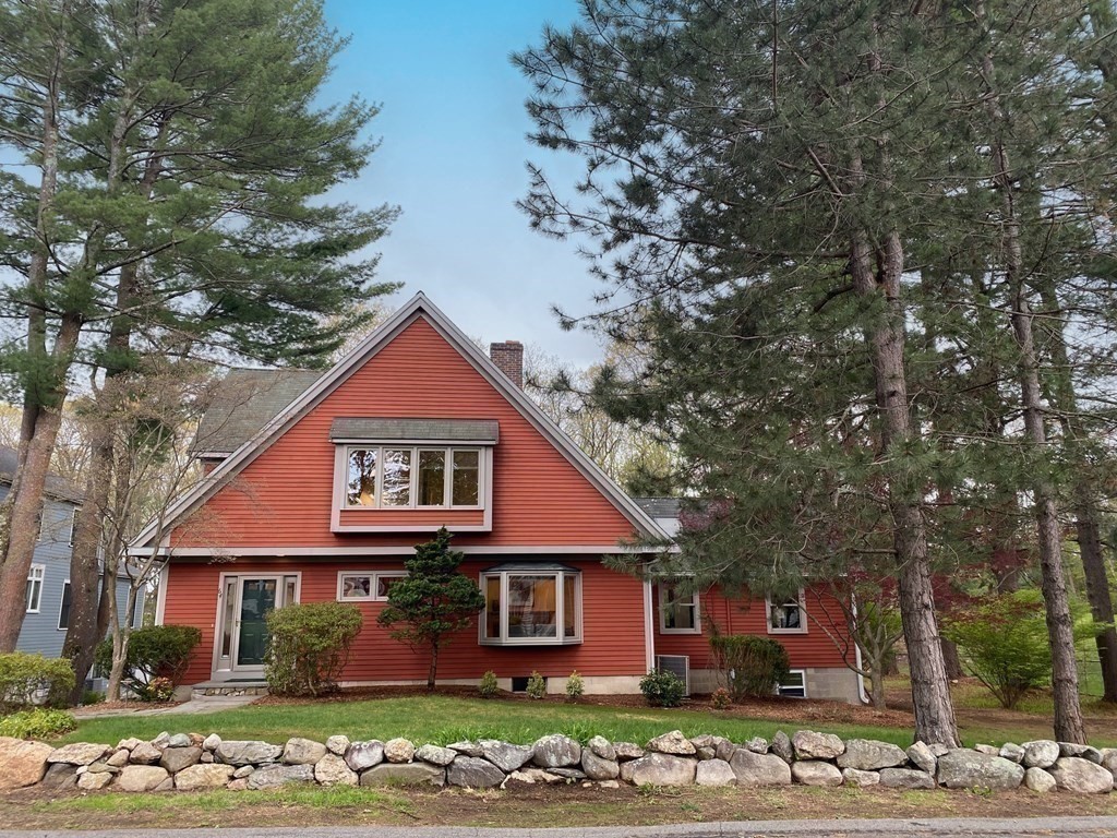 64 Shade Street Lexington, MA 02421 - Photo 3 of 32