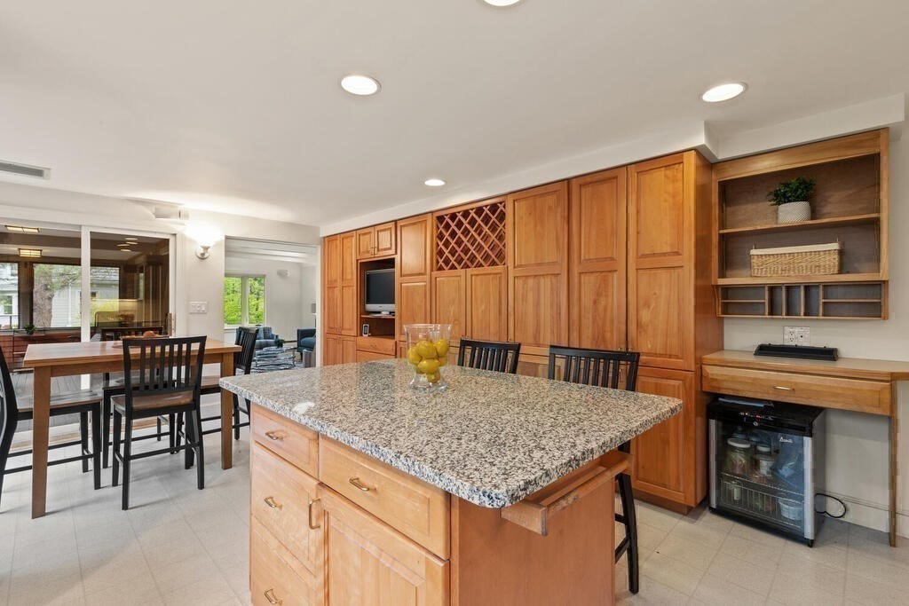 64 Shade Street Lexington, MA 02421 - Photo 7 of 32