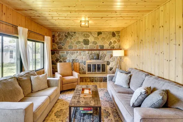 $699,000 | 4055 Hiram Township 9, Hackensack, MN 56452