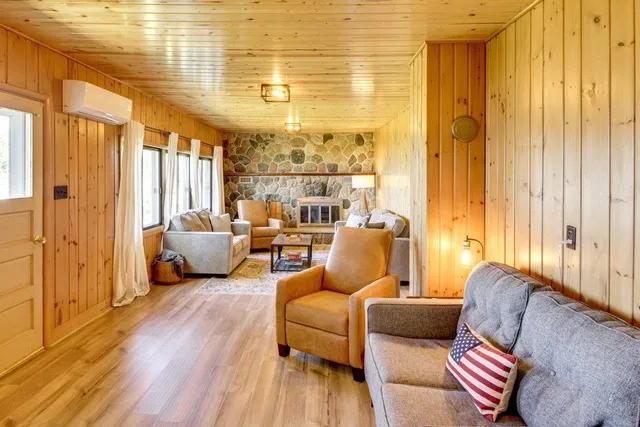 $699,000 | 4055 Hiram Township 9, Hackensack, MN 56452