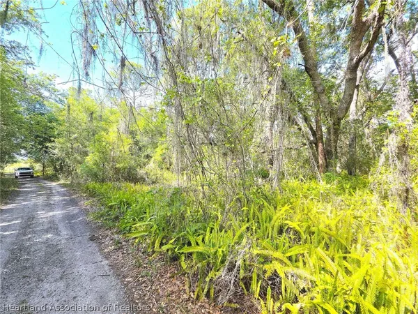 $29,500 | 904 Viburnum Drive, Sebring, FL 33875