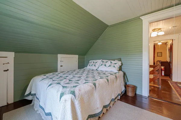 $875,000 | 20 Main Street, Cranberry Isles, ME 04646