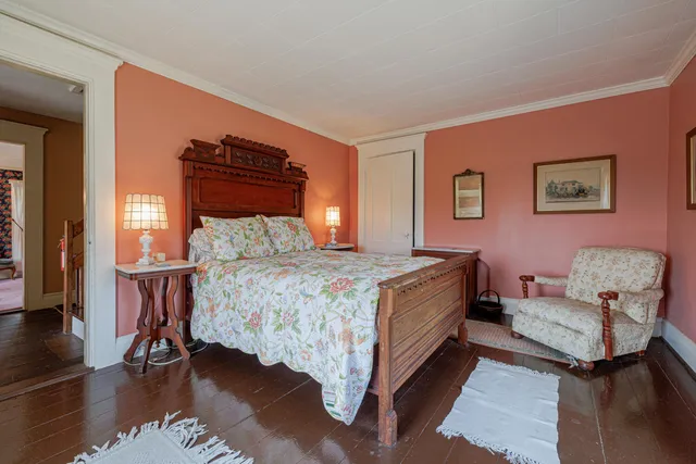 $875,000 | 20 Main Street, Cranberry Isles, ME 04646