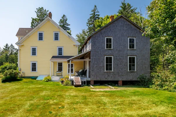 $875,000 | 20 Main Street, Cranberry Isles, ME 04646