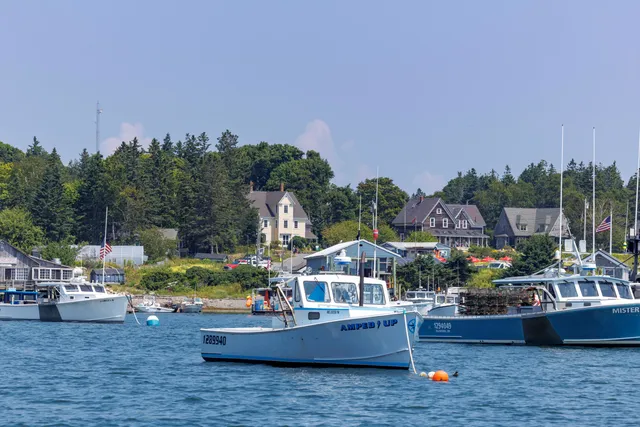 $875,000 | 20 Main Street, Cranberry Isles, ME 04646