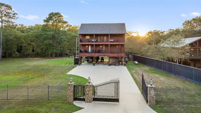 $1,300,000 | 742 Private Road 7219, Jefferson, TX 75657