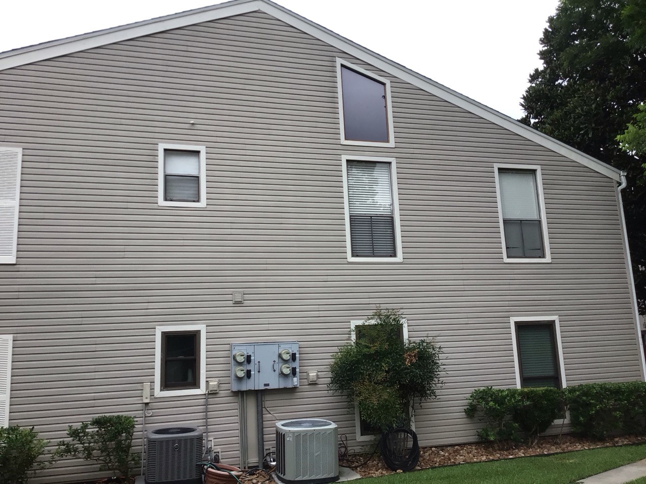 176 April Point Drive North Conroe, TX 77356 - Photo 2 of 17 a view of a house with a balcony