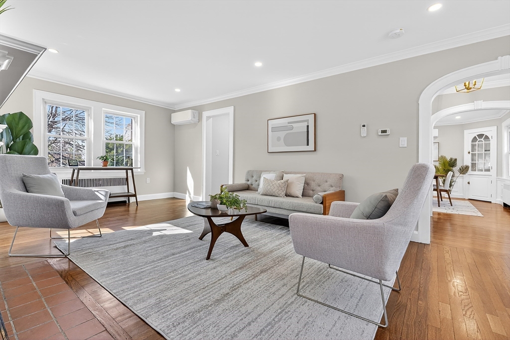 19 Myles Standish Road Boston, MA 02132 - Photo 11 of 31 Gallery Image 11