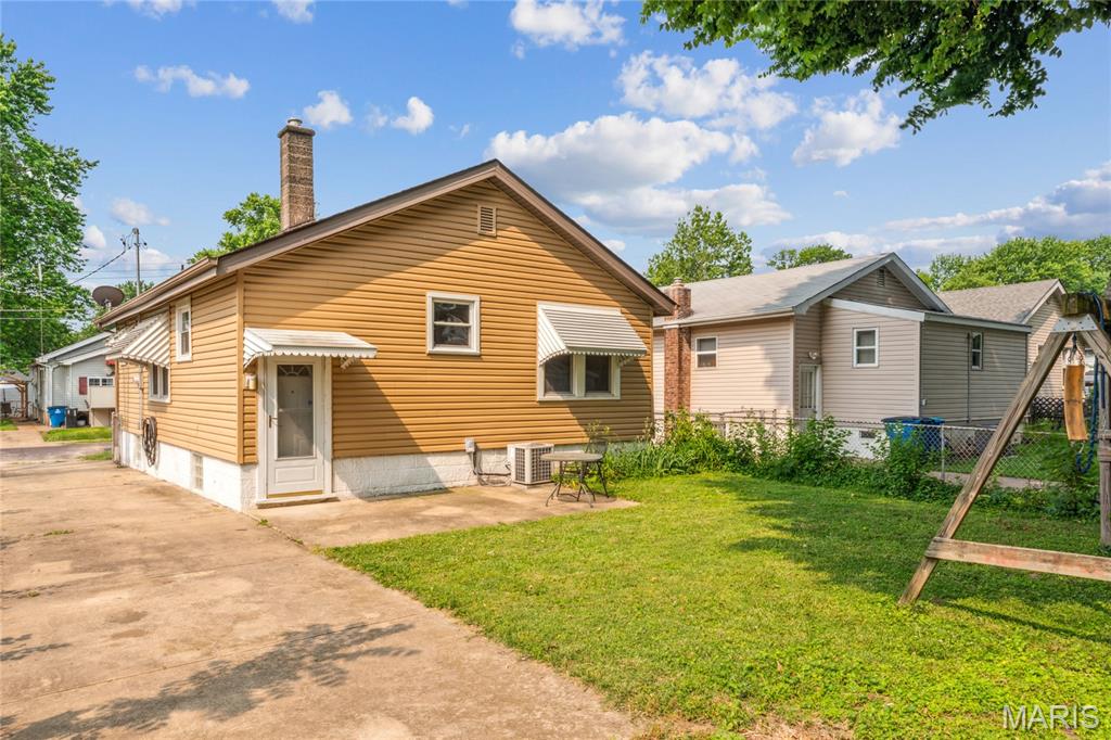 3707 Risch Avenue St. Louis, MO 63125 - Photo 21 of 27