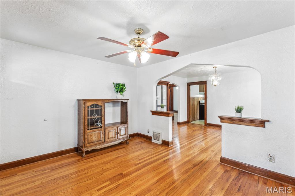 3707 Risch Avenue St. Louis, MO 63125 - Photo 6 of 27