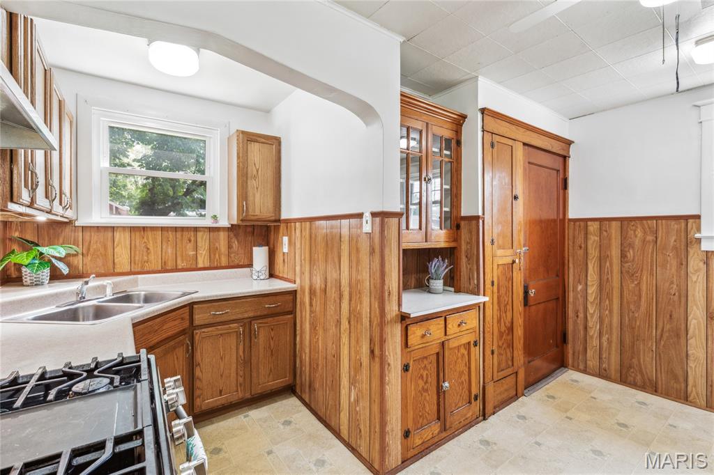 3707 Risch Avenue St. Louis, MO 63125 - Photo 10 of 27