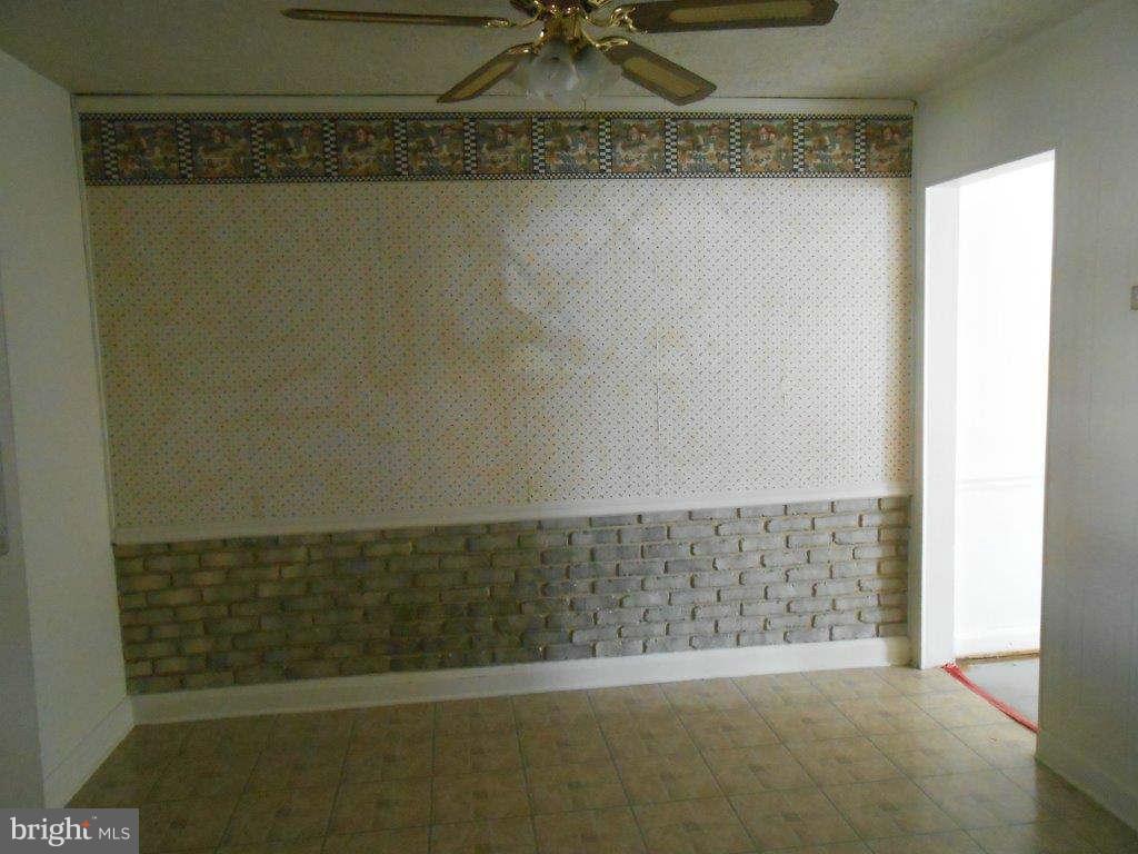 7442 Lawrence Road Dundalk, MD 21222 - Photo 6 of 14 Dining Room