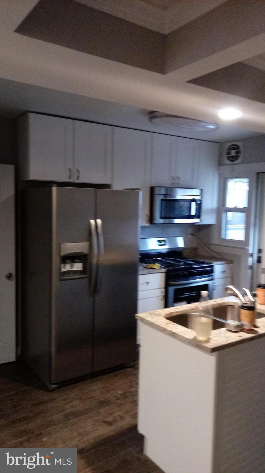4405 Fenor Road Baltimore, MD 21227 - Photo 4 of 6 Kitchen