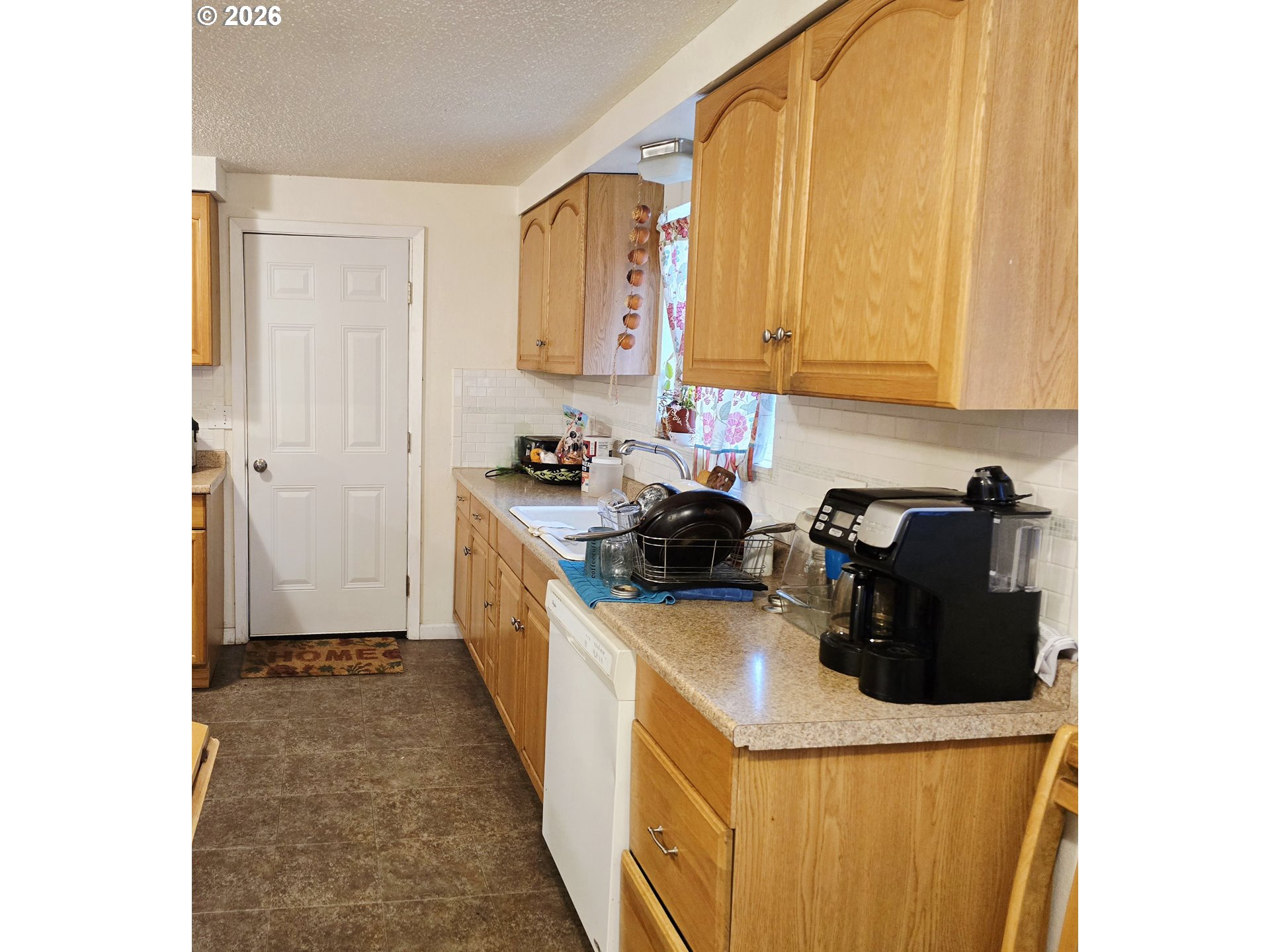 154 Norman Avenue Eugene, OR 97404 - Photo 5 of 44