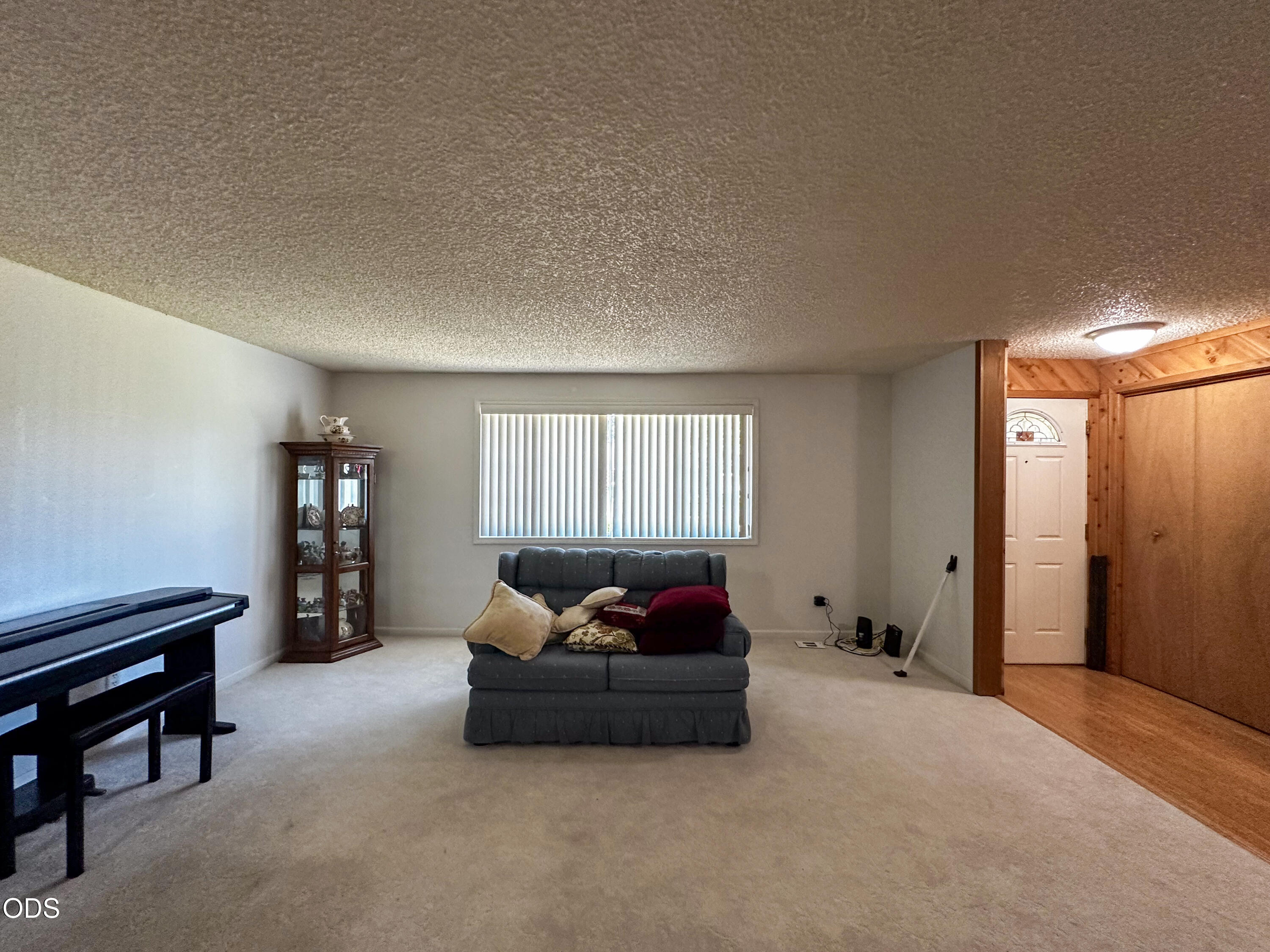 3937 Rio Vista Way Klamath Falls, OR 97603 - Photo 4 of 40