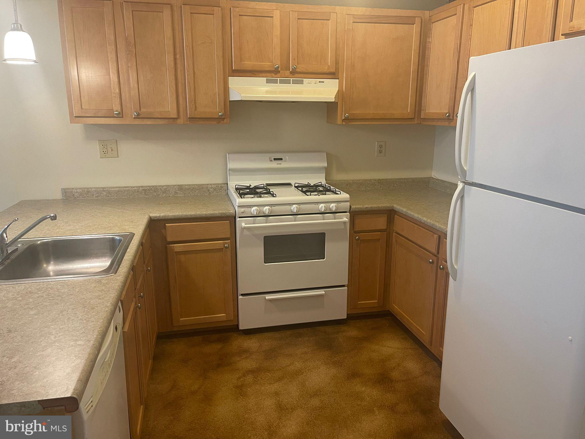 609 Summit Avenue, Unit 3 Jenkintown, PA 19046 - Photo 8 of 9 Tons of counter and cabinet space