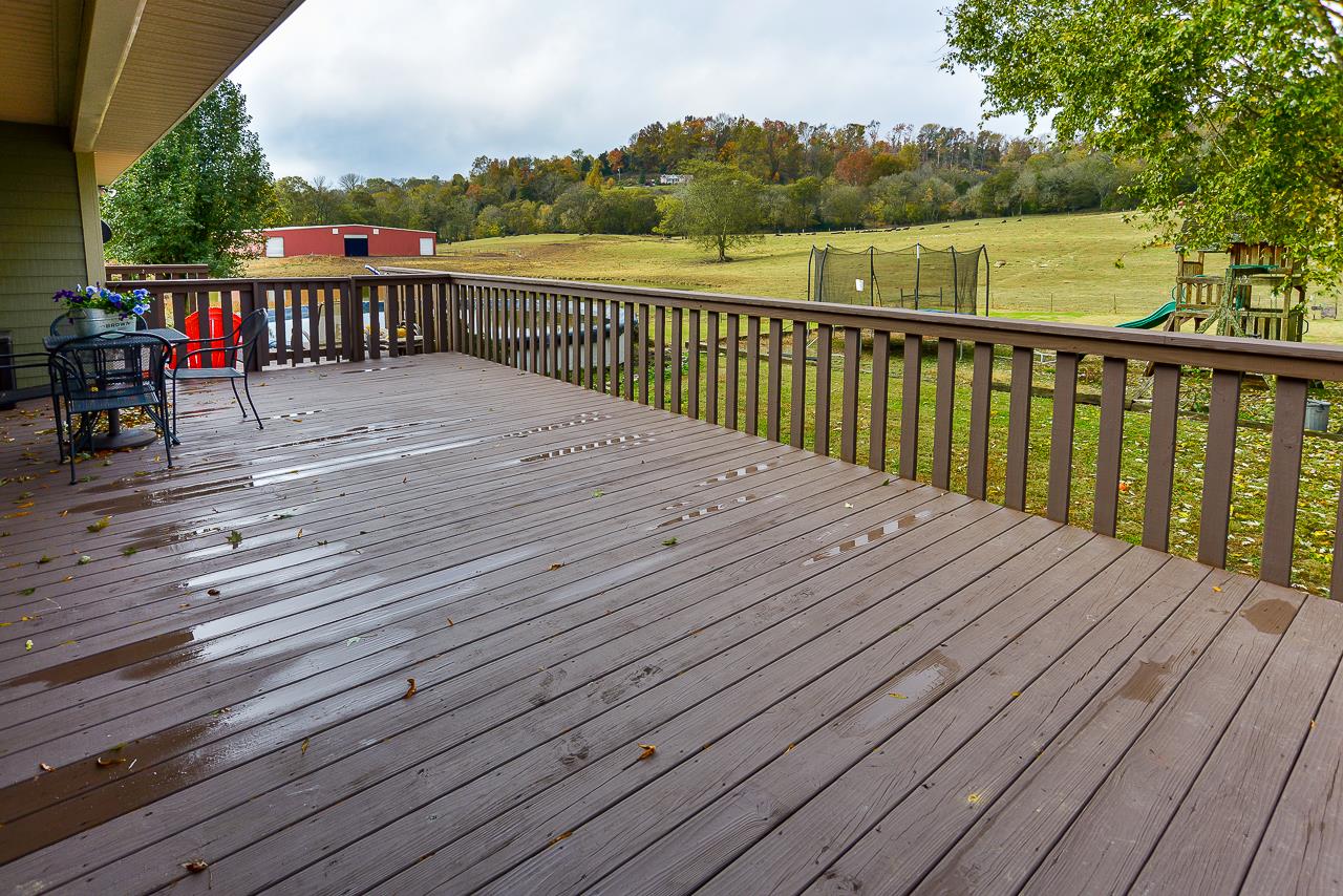 508 Mimosa Road Fayetteville, TN 37334 - Photo 26 of 30 Extra large deck