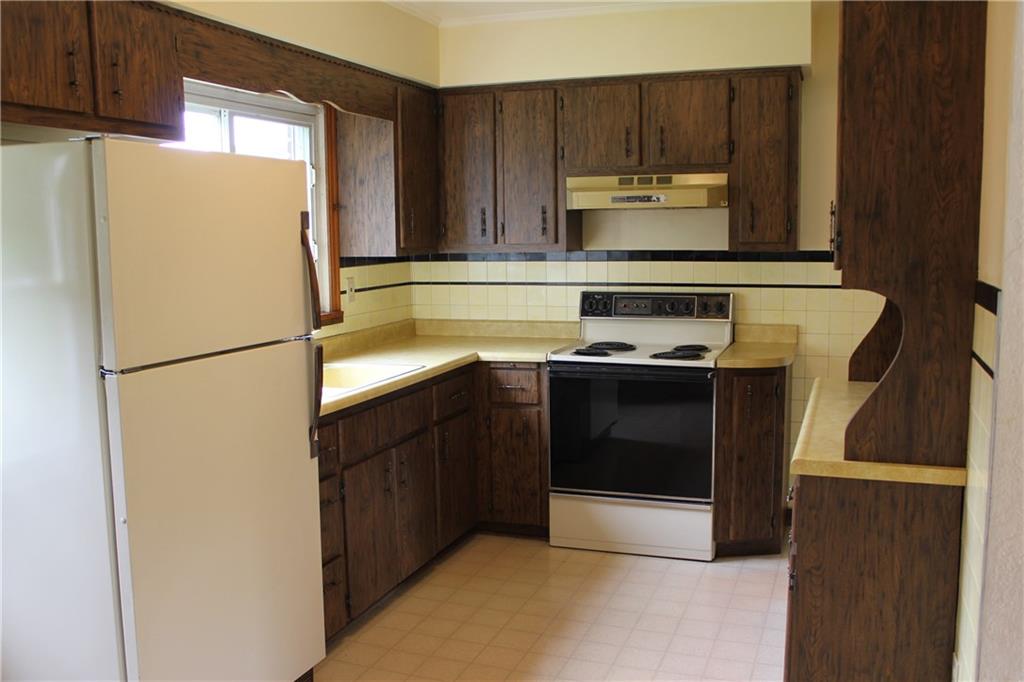 590 Bonniebrook Road Butler, PA 16002 - Photo 4 of 12