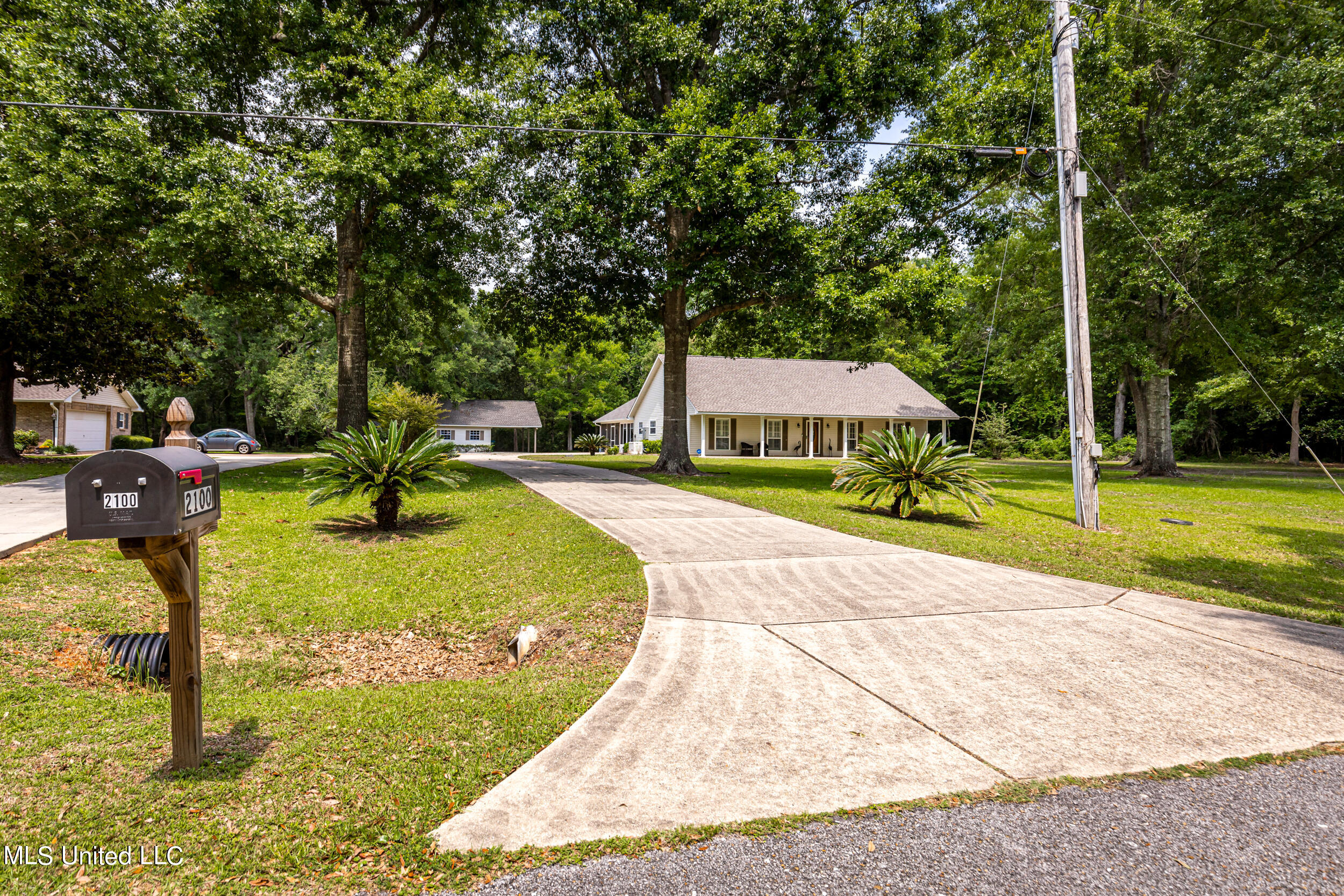 2100 Old Shell Landing Road Ocean Springs, MS 39564 - Photo 54 of 57 IMG_5533