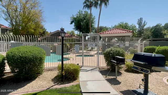 $1,450 | 2929 West Yorkshire Drive, Unit 2025, Phoenix, AZ 85027