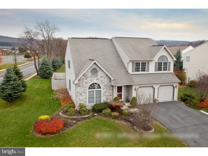3101 North Wagner Circle Sinking Spring, PA 19608 - Photo 2 of 13 Gallery Image 2