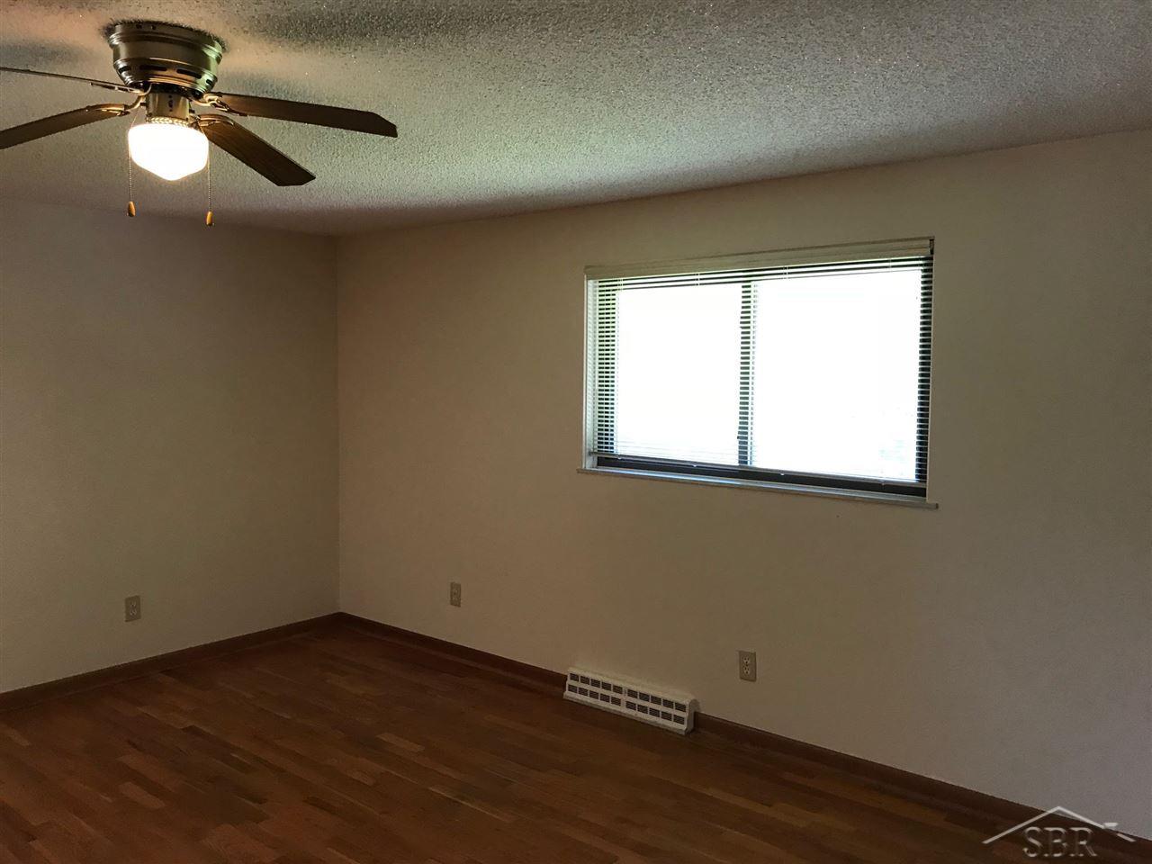 1705 North Miller Road Saginaw, MI 48609 - Photo 30 of 58 31374889-29.JPG