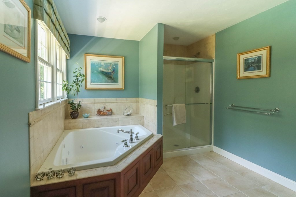 38 Lakeview Road Foxboro, MA 02035 - Photo 19 of 33 Gallery Image 19