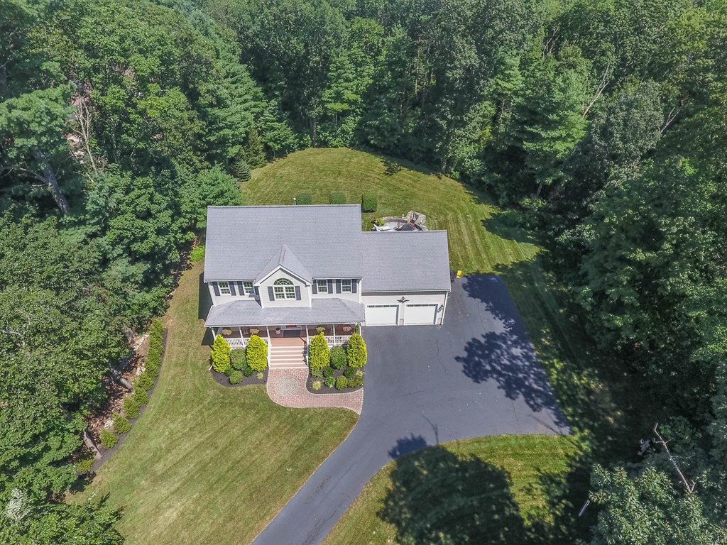 38 Lakeview Road Foxboro, MA 02035 - Photo 32 of 33 Gallery Image 32