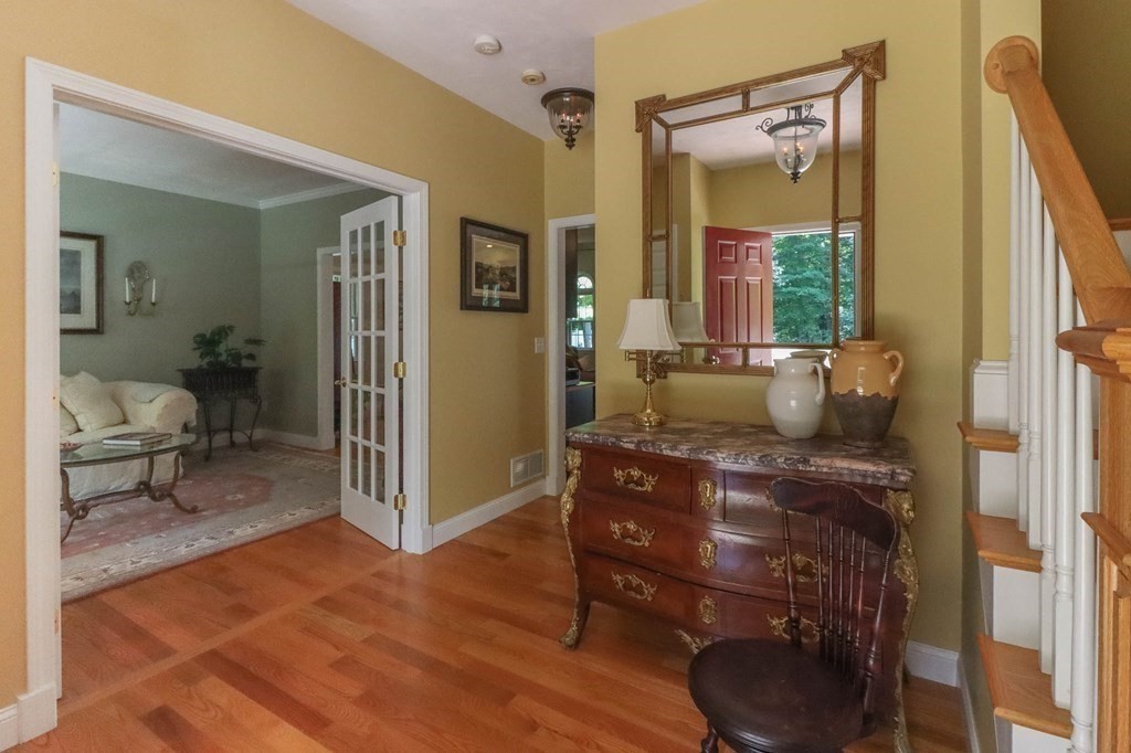 38 Lakeview Road Foxboro, MA 02035 - Photo 5 of 33 Gallery Image 5