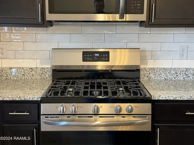 $2,000 | 103 Tenor Street, Youngsville, LA 70592