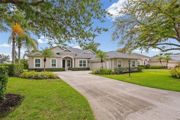 $740,000 | 11808 Soft Rush Terrace, Lakewood Ranch, FL 34202
