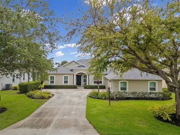 $740,000 | 11808 Soft Rush Terrace, Lakewood Ranch, FL 34202