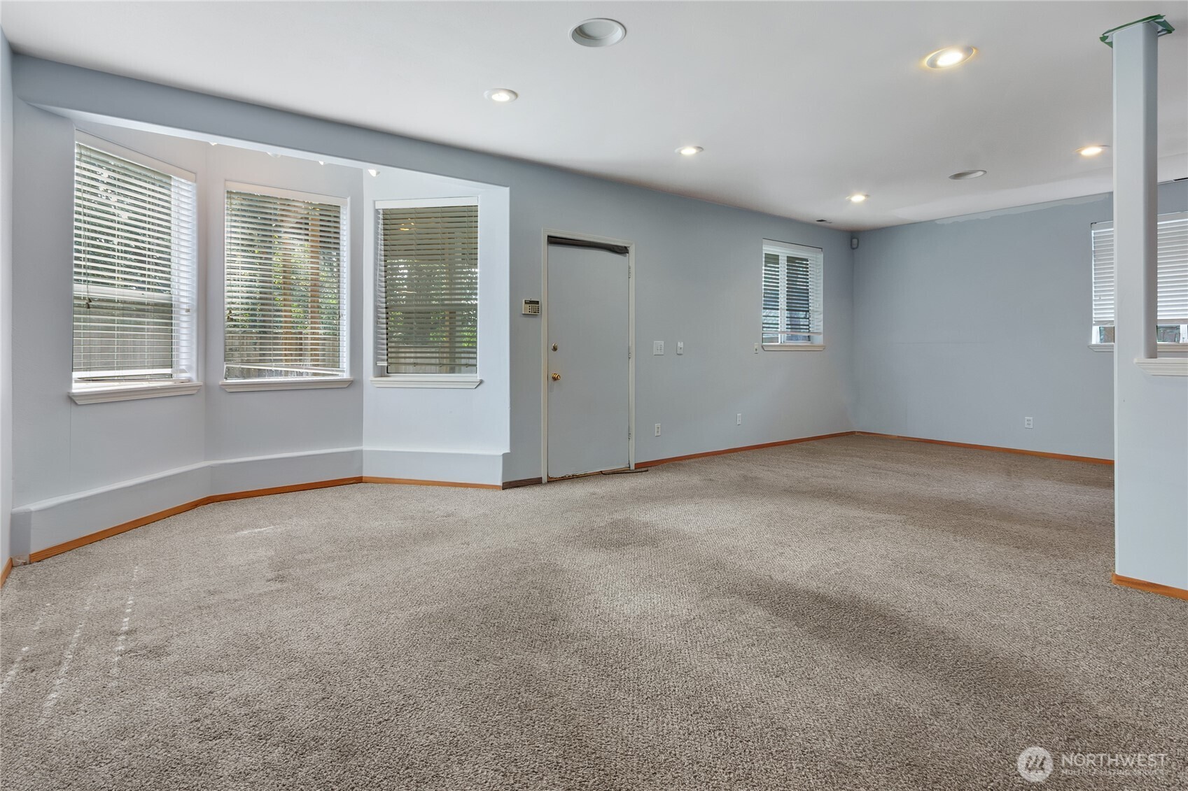 1909 South 375th Street Federal Way, WA 98003 - Photo 25 of 38 Gallery Image 25