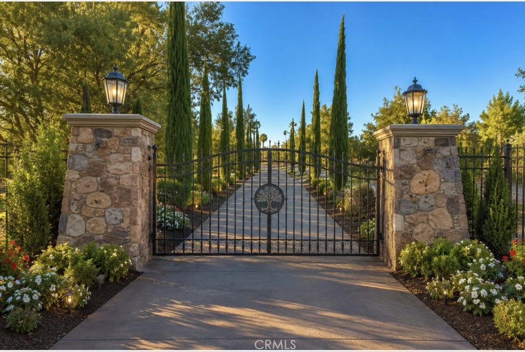 16770 Rocky Glen Road Perris, CA 92570 - Photo 2 of 79 AI virtually enhanced